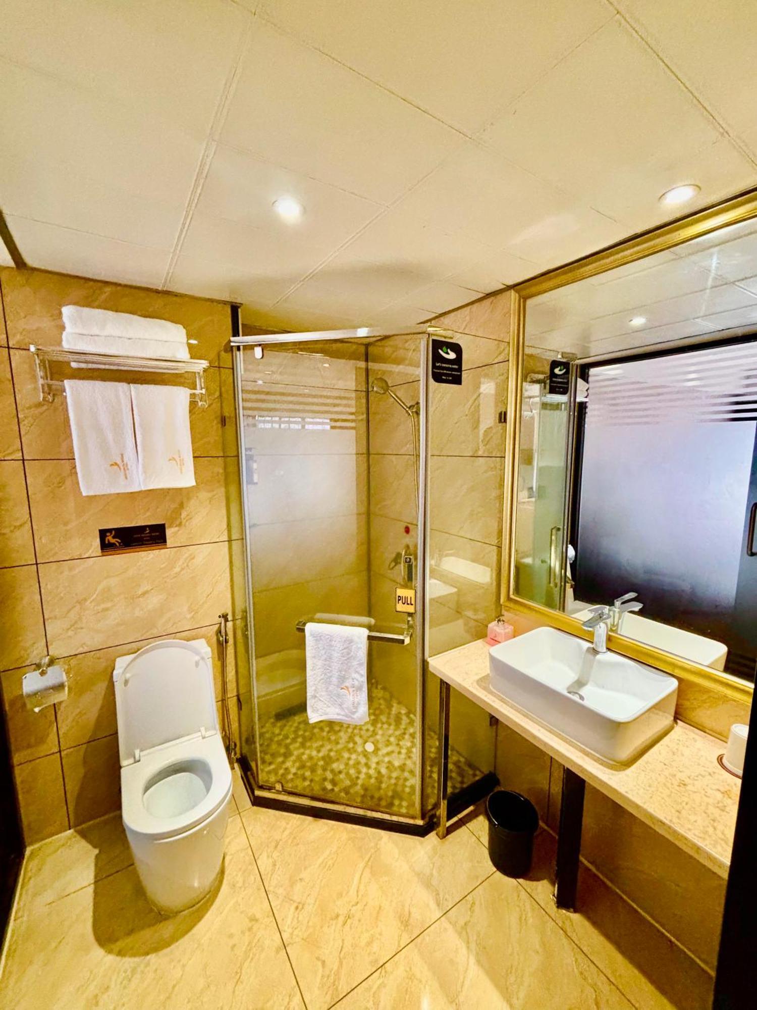 Swiss Lenana Mount Hotel Найроби Номер фото