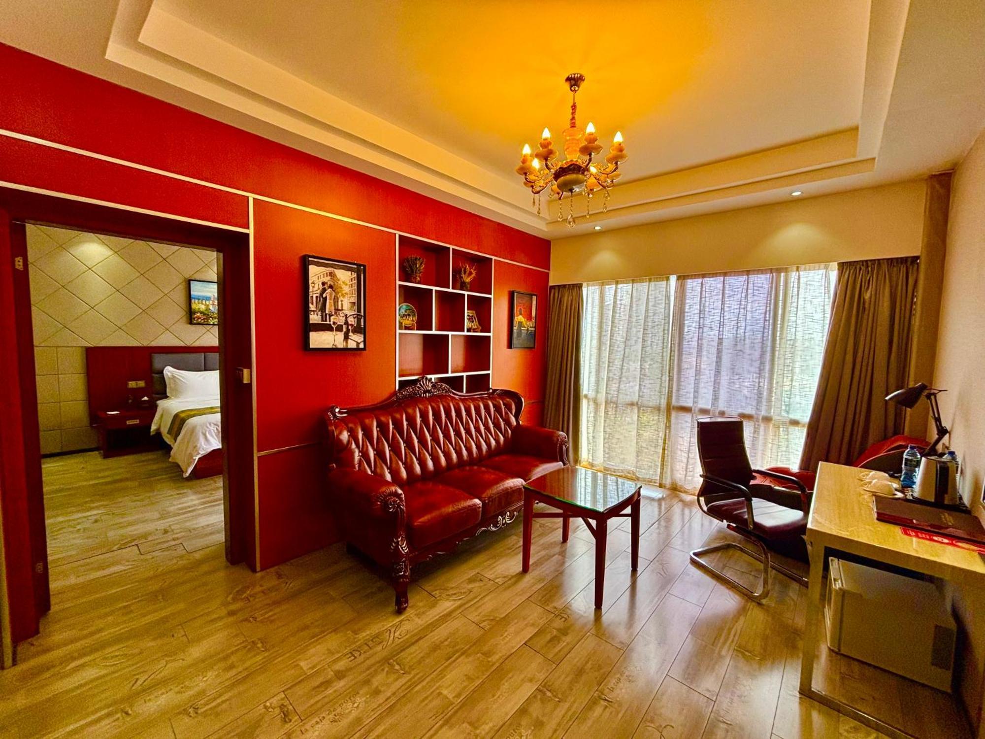 Swiss Lenana Mount Hotel Найроби Экстерьер фото