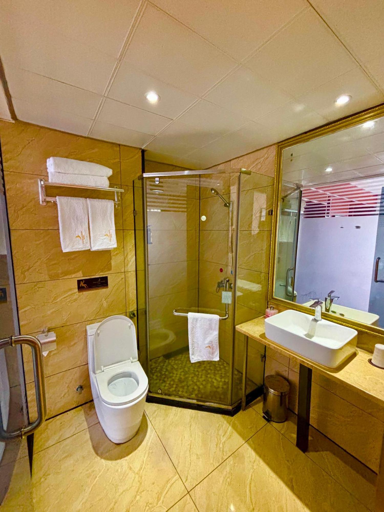 Swiss Lenana Mount Hotel Найроби Номер фото